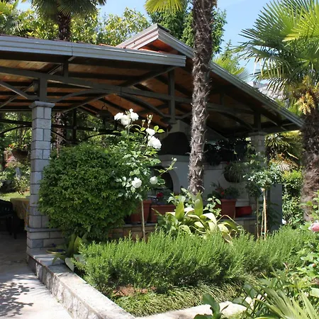 With Parking Space Lovran, Opatija - 2336 דירה *