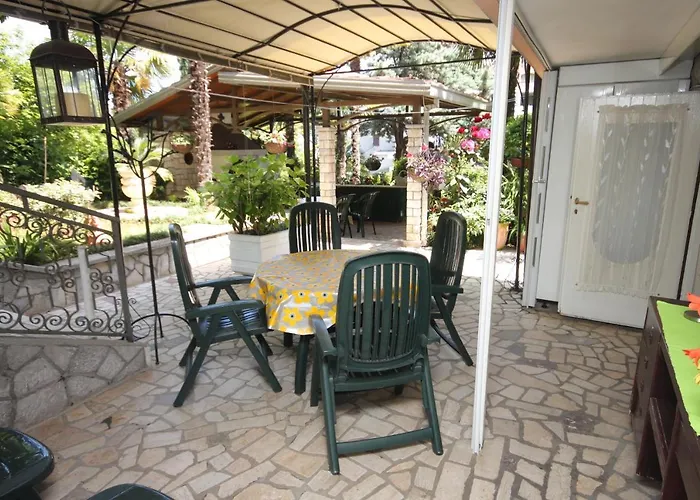 アパート With Parking Space Lovran, Opatija - 2336
