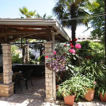 Daire With Parking Space Lovran, Opatija - 2336 Lovran